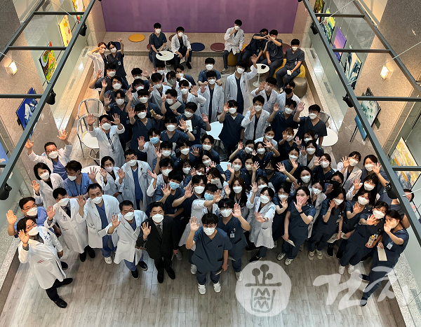 경희대학교 치과대학이 지난 5일 2022학년도 등원식을 개최했다.