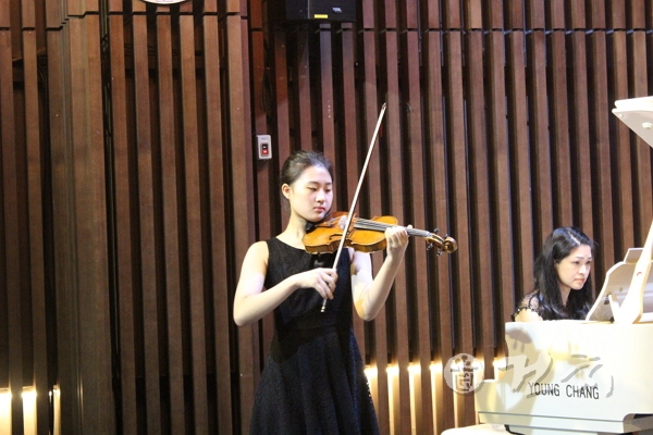 박원민 바이올리니스트(예원예고 3학년)는 사전공연에서 ‘La Campanella - Paganini’을 연주했다